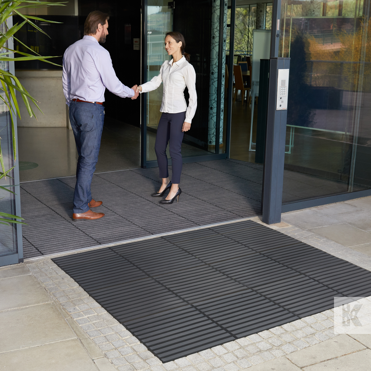 Kleen-Fit Concourse Tile Mats | Modular Entrance Matting | Kleen-Tex ...